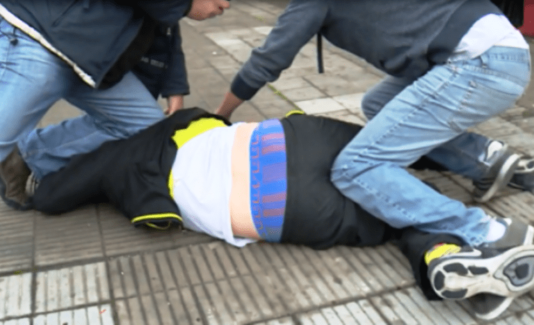 Vecinos frustraron un intento de robo en San Lorenzo y retuvieron al sospechoso