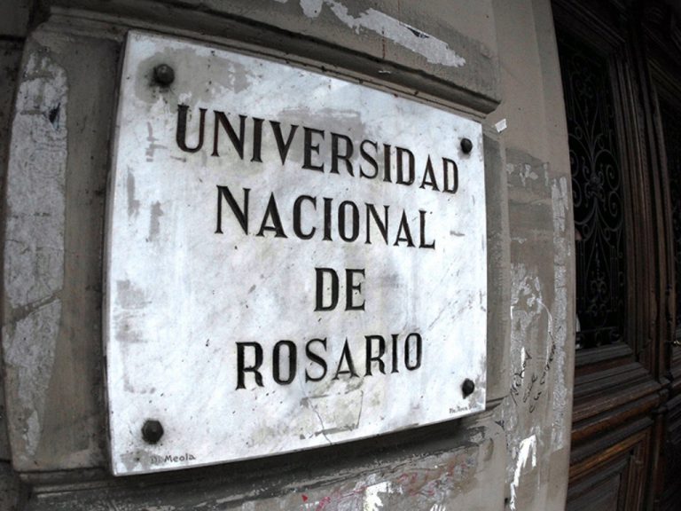 UNR: los trabajadores no docentes realizarán un paro y las facultades funcionarán con guardias mínimas