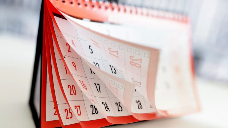 El Gobierno oficializa el traslado de feriados de fin de semana para crear fines de semana largos