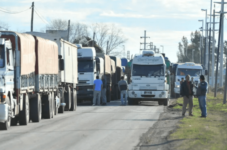 Ocho ofertas para una obra vial clave en Timbúes que busca ordenar el tránsito hacia los puertos