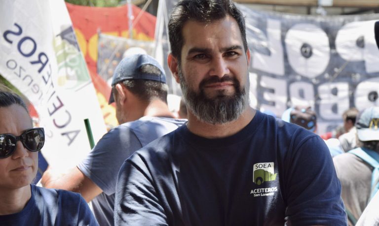 Crucen en redes y negociación trabada: el duro pulso entre la cámara aceitera y los gremios