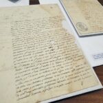 Se inaugura una muestra de cartas históricas con un manuscrito del general San Martín