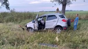 Dos hombres murieron en un accidente de tránsito en la ruta 9 en Roldán