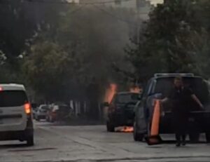 Incendio de vehículo en San Lorenzo