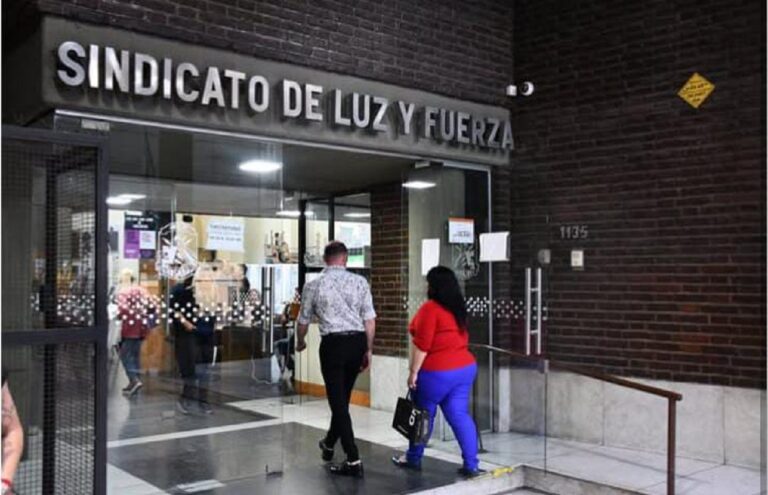 El Sindicato de Luz y Fuerza en alerta y movilización por la falta de convocatoria a reunión paritaria