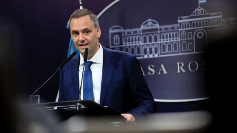 El Gobierno desclasificará los archivos de la SIDE sobre la dictadura