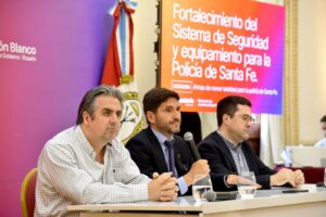 Pullaro: “La Policía utilizará armas de baja letalidad para garantizar orden en la sociedad y mayores niveles de paz”