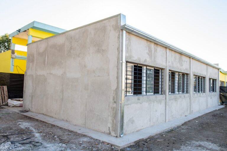 Timbúes en obra: dos nuevas aulas a punto de inaugurarse en la Escuela Campo Mateo