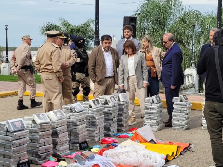 Detuvieron a un segundo marinero por la cocaína hallada en un buque en San Lorenzo