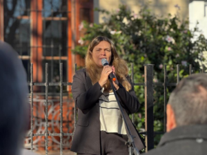Diputada Silvana Di Stefano inaugurando el Centro Regional de Prevención y Acompañamiento en Adicciones en Roldán.