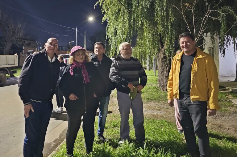 El alumbrado público de Villa Felisa y José Hernández es 100% led