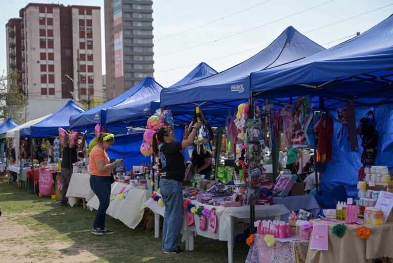 En la previa del Día del Amigo, este sábado habrá una gran feria de emprendedores en el Parador Turístico
