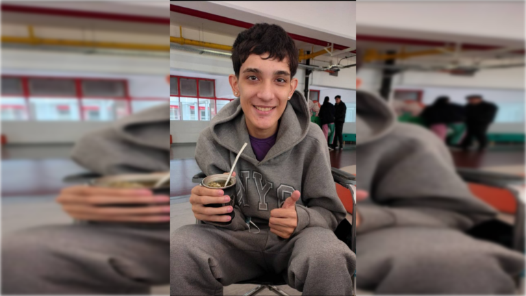 Familia pide oraciones por Enzo, un adolescente que lucha por su vida en el hospital