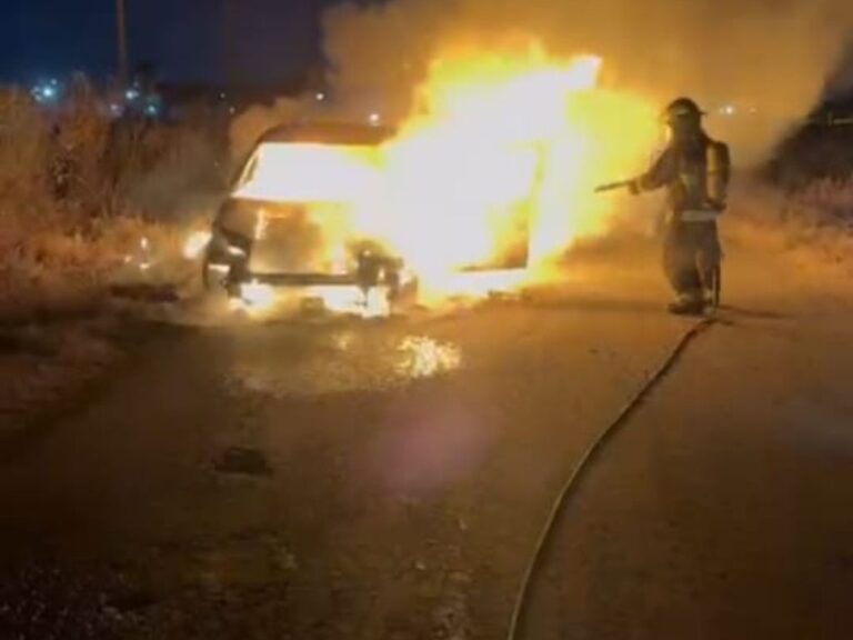Un nuevo incendio de un vehículo se produjo esta mañana en San Lorenzo