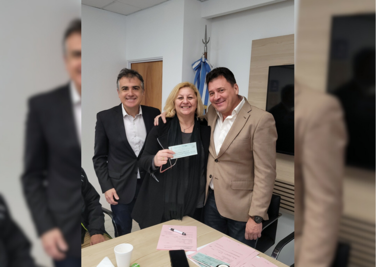 Presupuesto Participativo: la Municipalidad entregó casi 23 millones de pesos para obras en instituciones de San Lorenzo