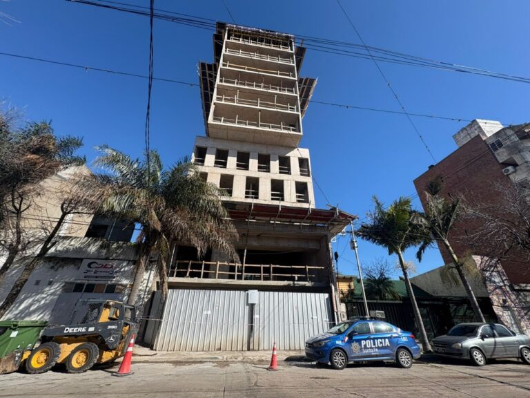 El fiscal Lucente confirmó que la hipótesis de la muerte de los operarios fue una falla mecánica del montacargas