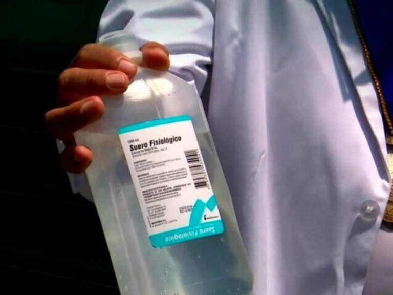 ANMAT clausuró laboratorio por irregularidades en suero fisiológico.
