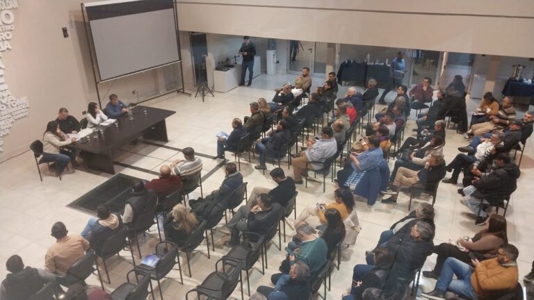 Festram rechazó la oferta salarial y lanzó un plan de lucha con paros y movilizaciones
