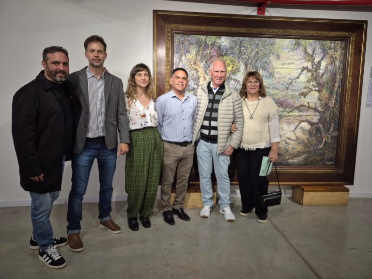 Se inauguró la muestra “Un río y una mirada”, un homenaje al pintor rosarino Raúl Domínguez