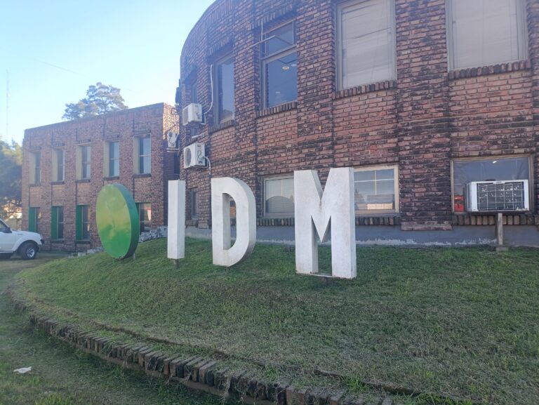 Conflicto laboral en IDM: suspensiones rotativas por pérdida de claves ambientales