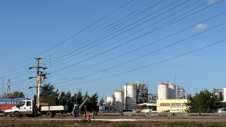 Corte de energía en San Lorenzo y Ricardone por accidente en obra vial