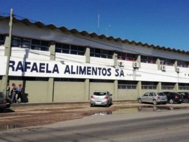 Accidente laboral en un frigorífico de Casilda: trabajador murió al arreglar un ascensor