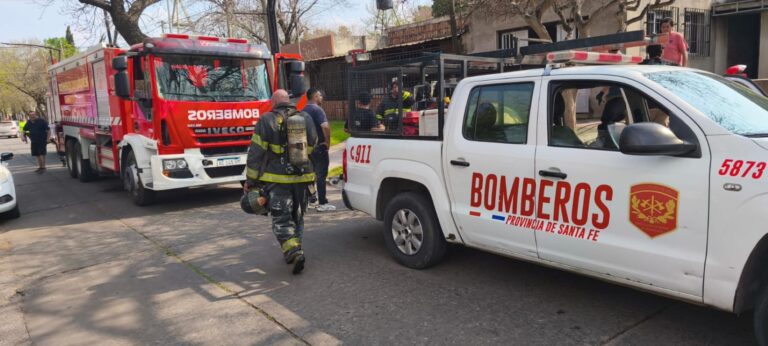 Un colchón en llamas originó un incendio en una casa de San Lorenzo