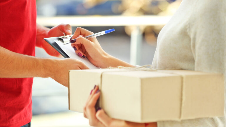 Boom de compras en el exterior: el sistema Puerta a Puerta creció 390% interanual en julio