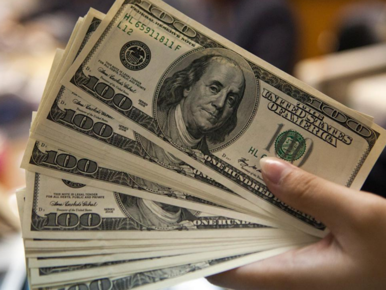 Dólar hoy: cotización oficial, blue y mayorista