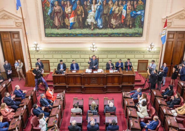 Histórico: se realizó el acto de jura a la nueva Constitución de la Provincia de Santa Fe