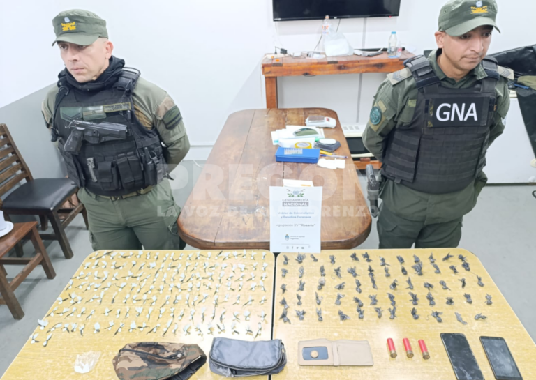Gendarmería detuvo a dos personas con drogas, dinero y municiones en barrio Norte