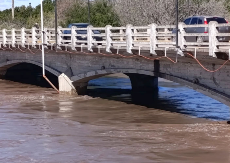 Río Carcarañá alcanza su pico y comienza a descender: tranquilidad para la región