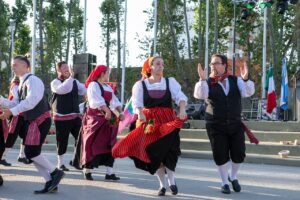 Evento San Lorenzo celebra Italia con música, comidas típicas y danzas tradicionales