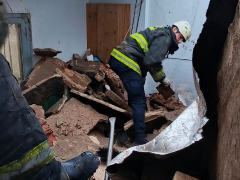 Derrumbe de techo: mujer fallece en su vivienda