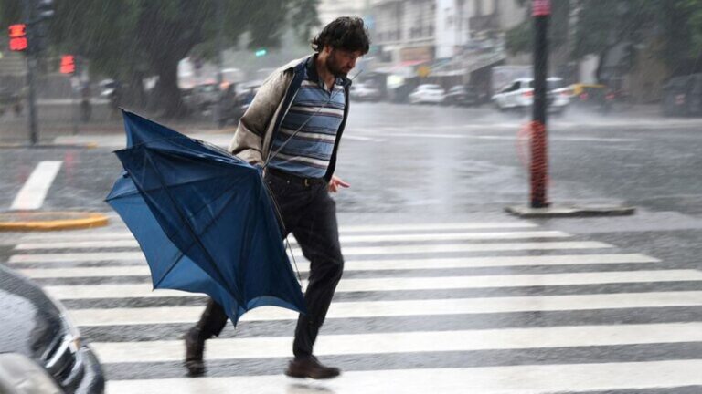 Ingreso de aire frío anuncia lluvias y tormentas para fin de semana