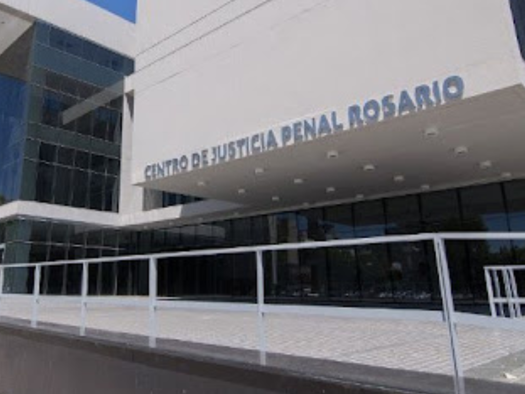 Policía imputado tras un operativo falso en Rosario cerca de un búnker de drogas