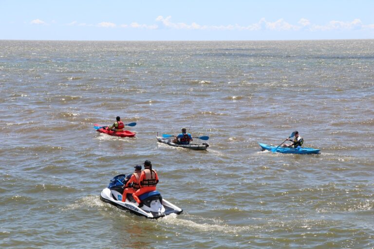 Prefectura refuerza recomendaciones de seguridad para la navegación en kayak y botes a remo