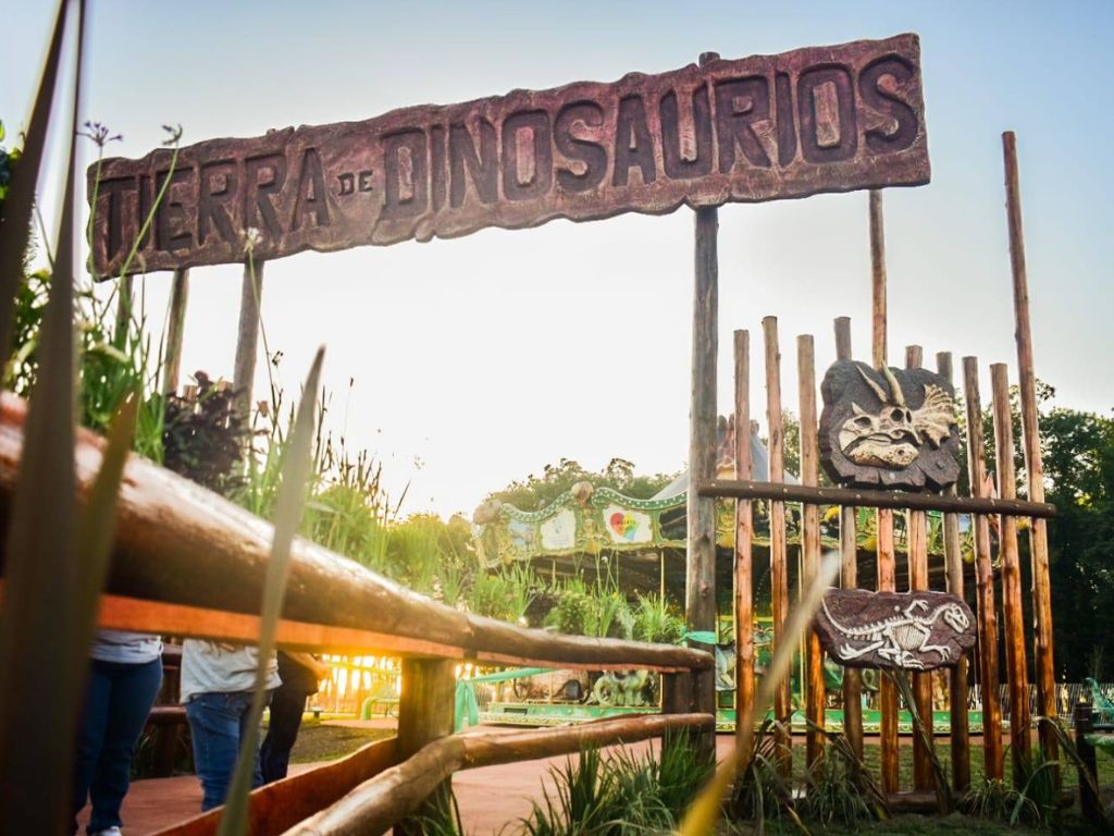 Entrada del Puerto de las Infancias en Puerto General San Martín