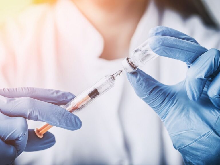 Comienza la campaña de vacunación contra el VSR 2026