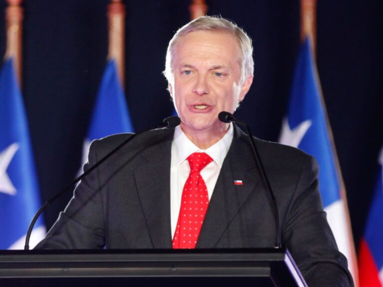 Kast ganó en Chile y será presidente tras un giro a la derecha