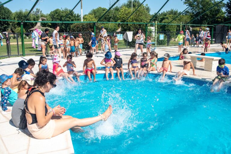 Cientos de niños iniciaron la Colonia de Vacaciones 2026 en Timbúes