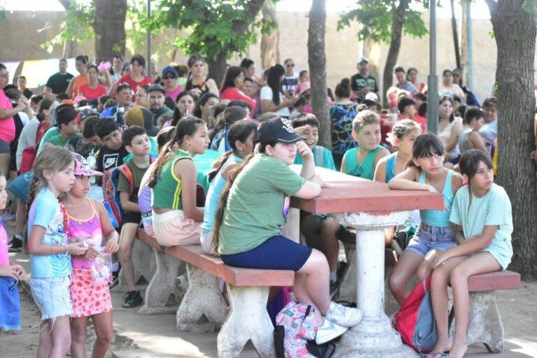 Puerto San Martín dio inicio a la Colonia de Vacaciones 2026 en el Camping Municipal