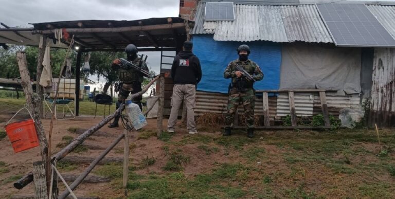 Dos detenidos por el doble crimen de los primos hallados muertos en una canoa en Alto Verde