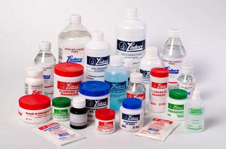 La ANMAT clausuró un laboratorio en Rosario y prohibieron la comercialización de productos