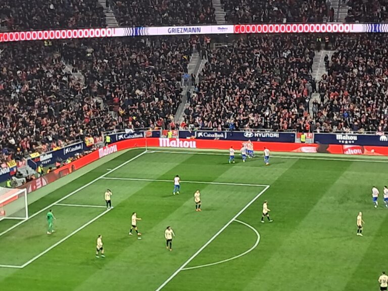 Fútbol/ ATM – FCB  en Semifinales Copa del Rey 25/26: Show ATLÉTICO para la Final