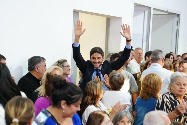 Pullaro: “En dos años terminamos e inauguramos 24 escuelas en la provincia de Santa Fe”