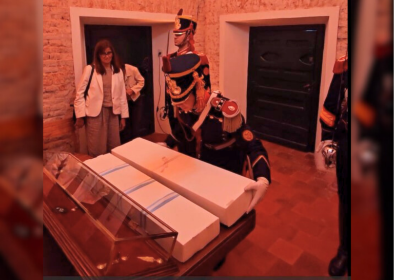 El sable corvo de San Martín ya está en San Lorenzo, en una jornada histórica