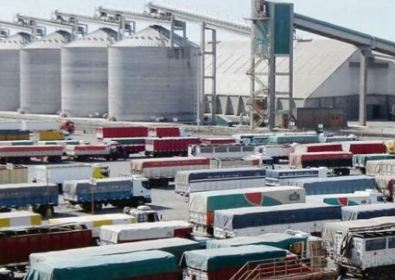 Santa Fe pone en marcha el Stop 5.0: un sistema inteligente para ordenar el ingreso de camiones a los puertos