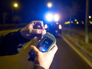 Inspector municipal agredido en Santa Fe tras un control de alcoholemia positivo en Bulevar Pellegrini.