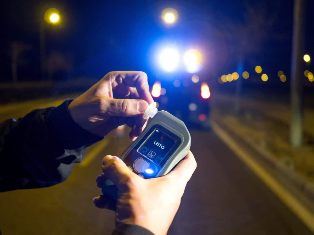 Inspector municipal agredido en Santa Fe tras un control de alcoholemia positivo en Bulevar Pellegrini.